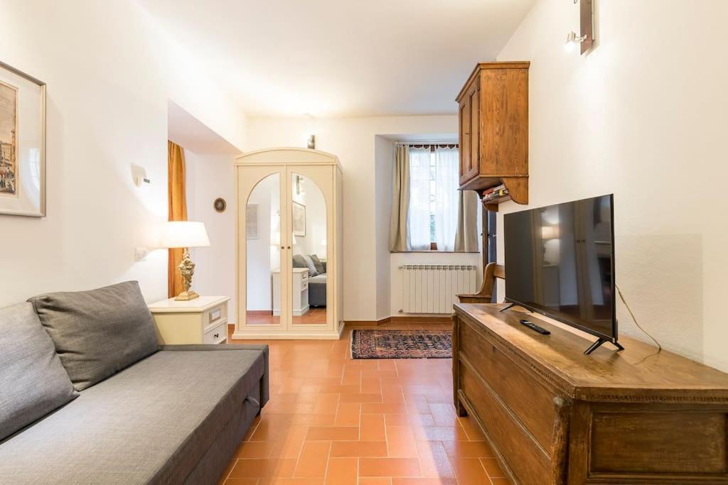 Dalu Florence Apartment Davide - Private Car Park 15 Minutes To The City Center מראה חיצוני תמונה